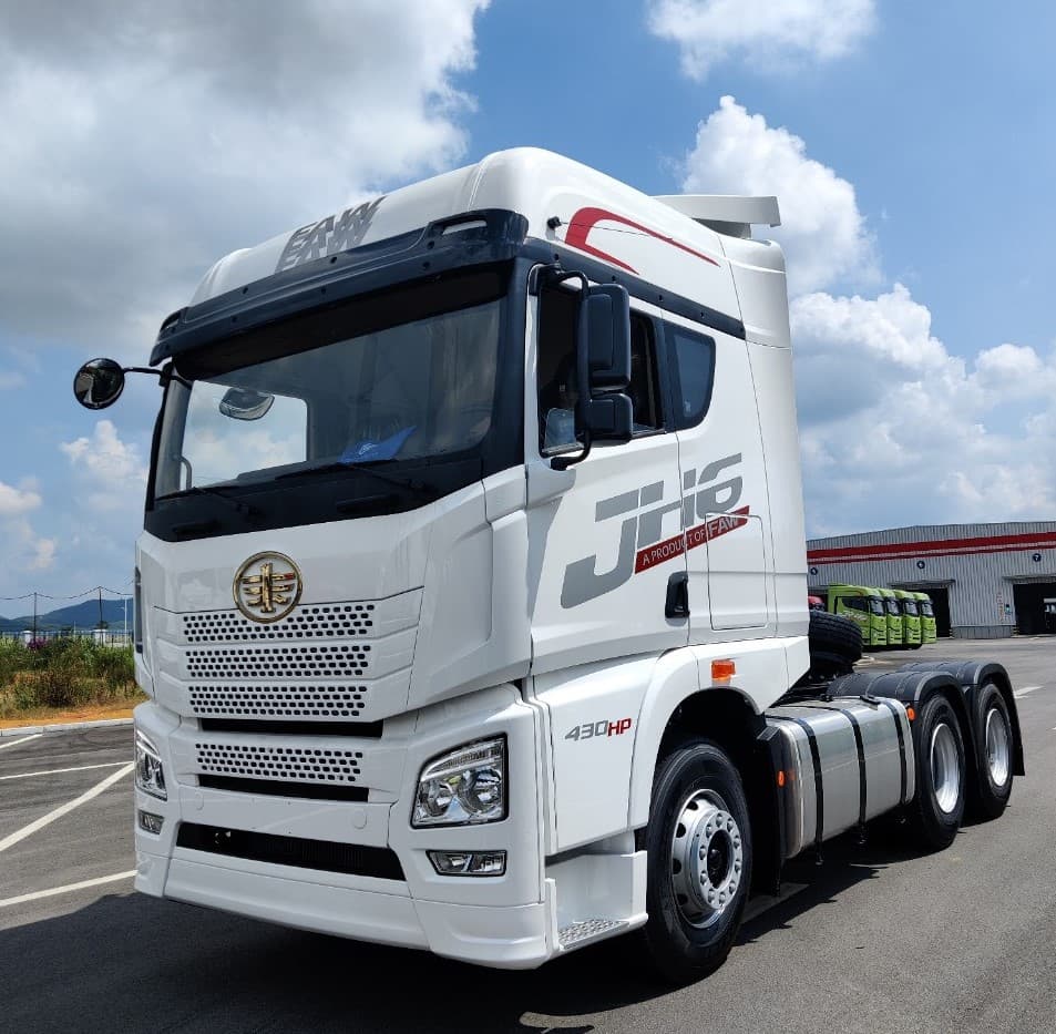 FAW 430HP 2022 · Trắng